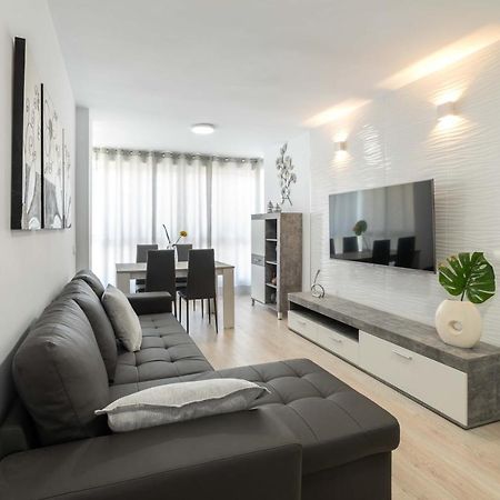 דירות Apartamento Benalmadena Puerto Marina מראה חיצוני תמונה