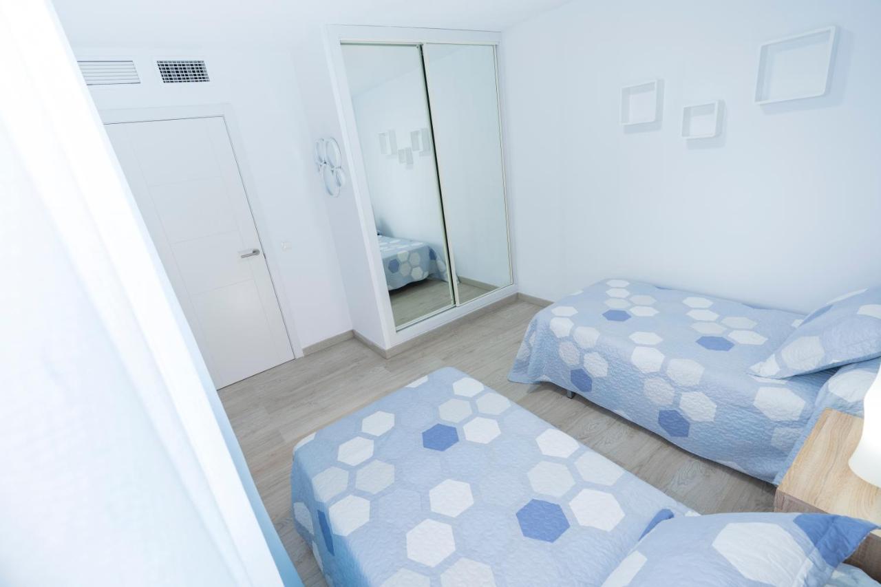 דירות Apartamento Benalmadena Puerto Marina מראה חיצוני תמונה