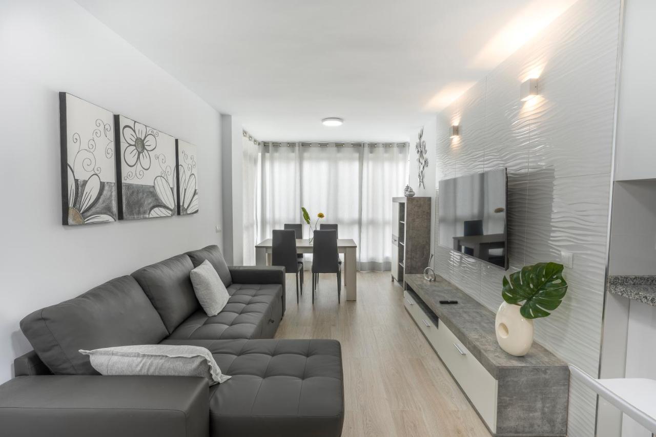 דירות Apartamento Benalmadena Puerto Marina מראה חיצוני תמונה