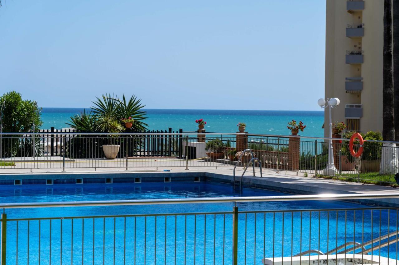 דירות Apartamento Benalmadena Puerto Marina מראה חיצוני תמונה