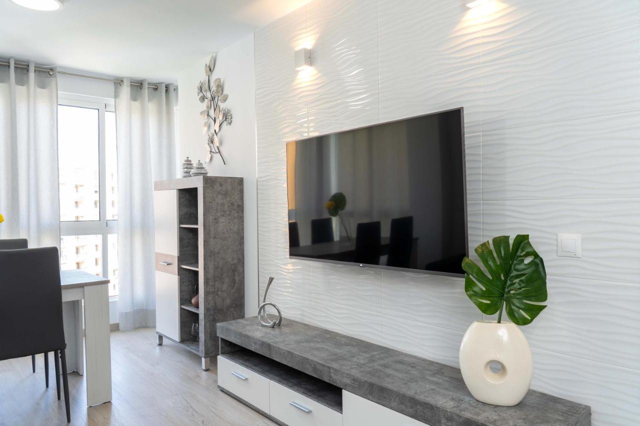 דירות Apartamento Benalmadena Puerto Marina מראה חיצוני תמונה