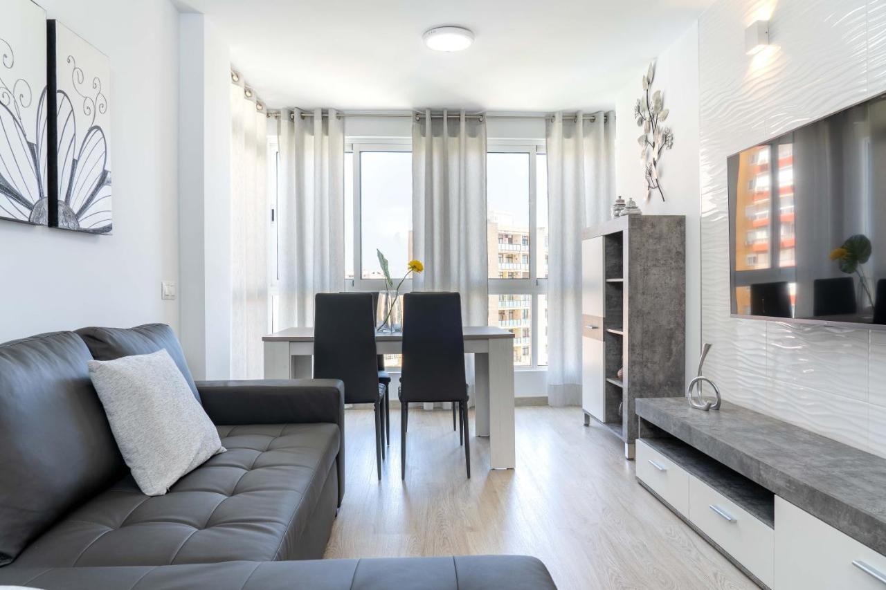 דירות Apartamento Benalmadena Puerto Marina מראה חיצוני תמונה
