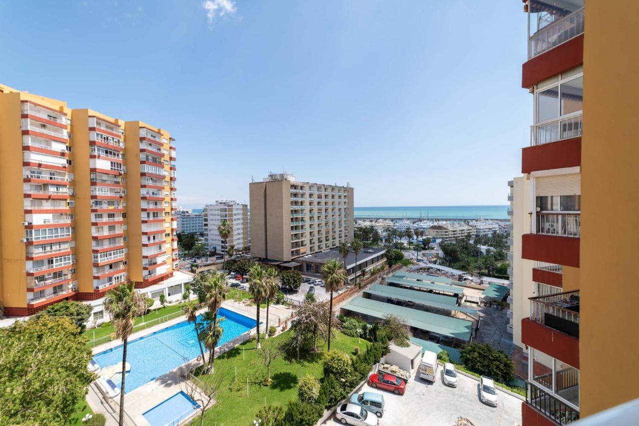 דירות Apartamento Benalmadena Puerto Marina מראה חיצוני תמונה