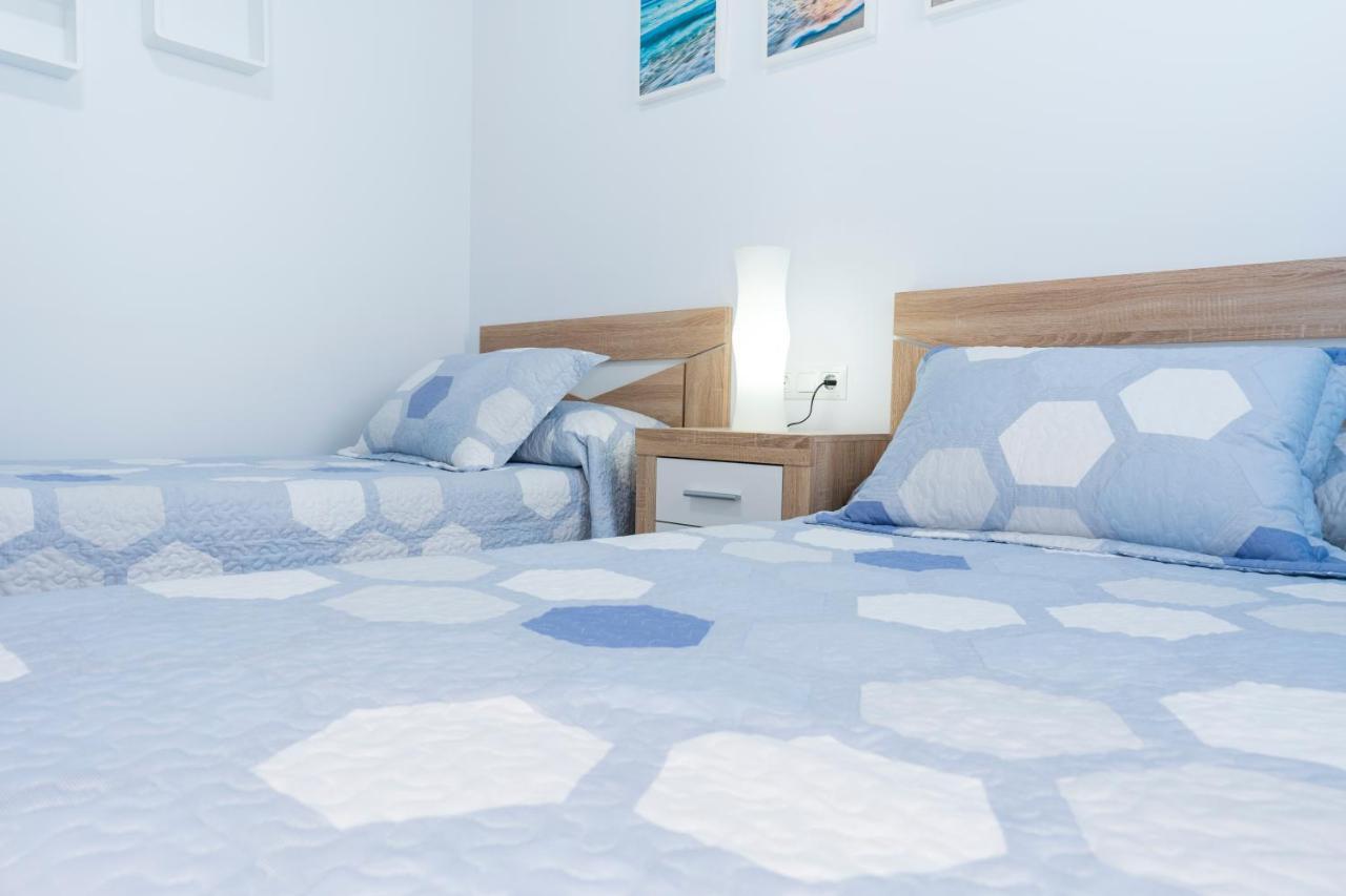 דירות Apartamento Benalmadena Puerto Marina מראה חיצוני תמונה