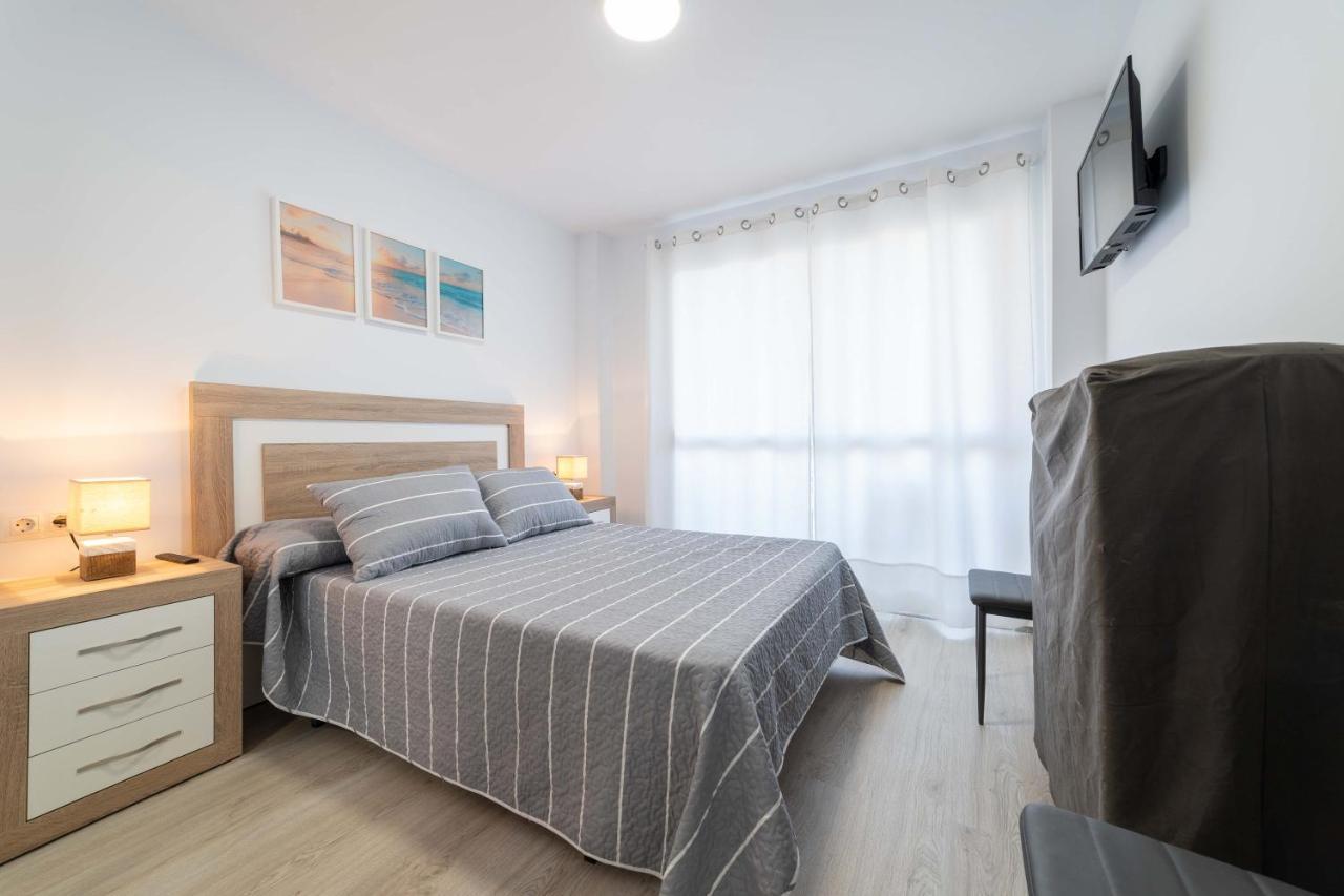 דירות Apartamento Benalmadena Puerto Marina מראה חיצוני תמונה