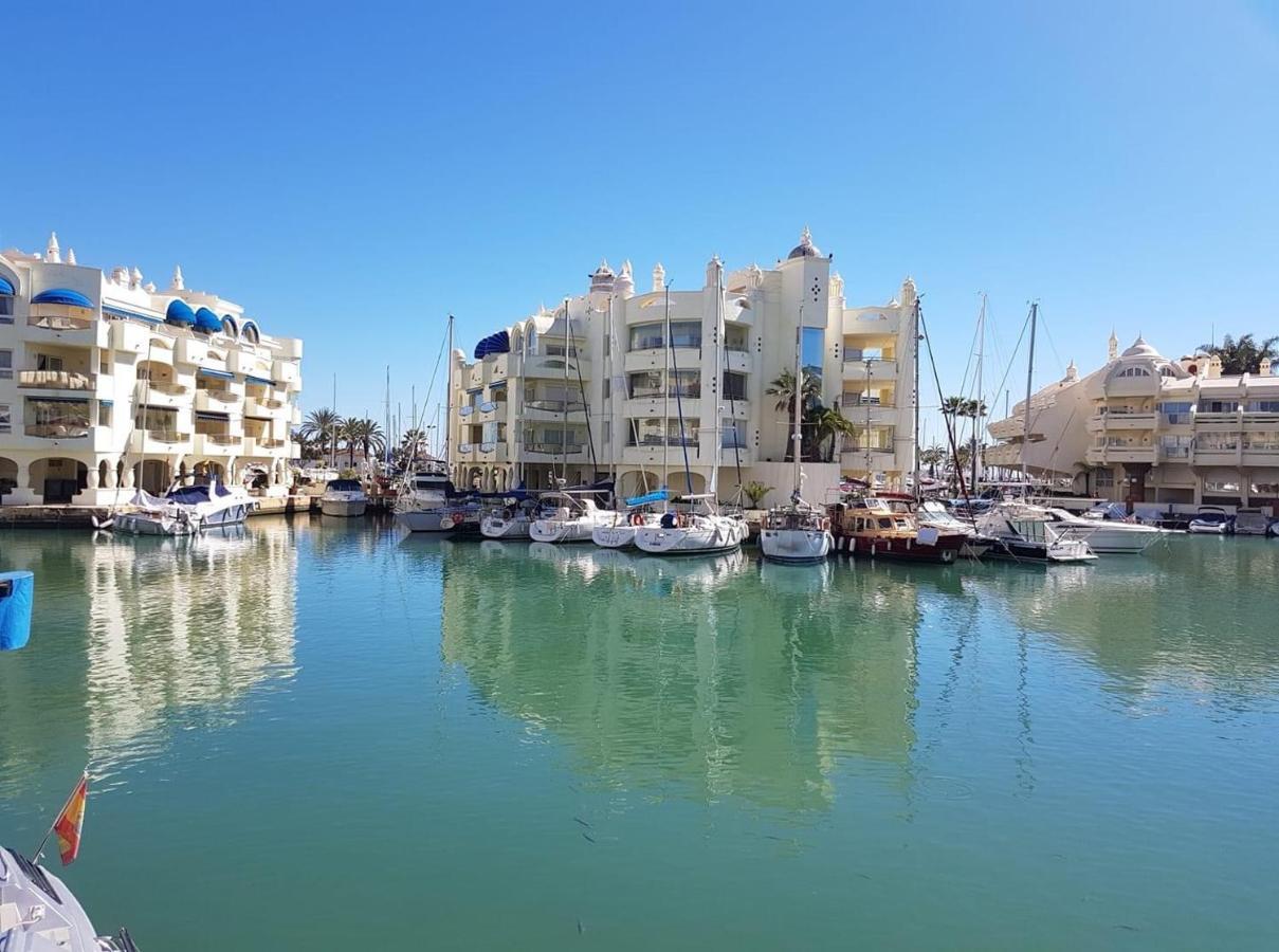 דירות Apartamento Benalmadena Puerto Marina מראה חיצוני תמונה