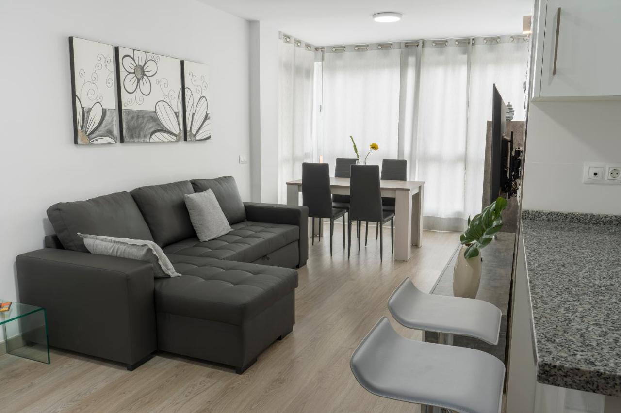 דירות Apartamento Benalmadena Puerto Marina מראה חיצוני תמונה