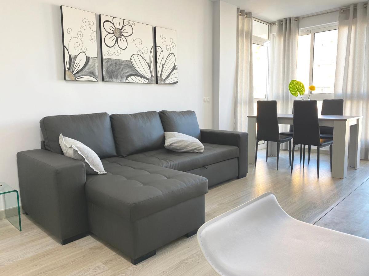 דירות Apartamento Benalmadena Puerto Marina מראה חיצוני תמונה