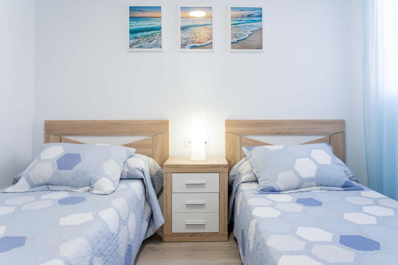 דירות Apartamento Benalmadena Puerto Marina מראה חיצוני תמונה