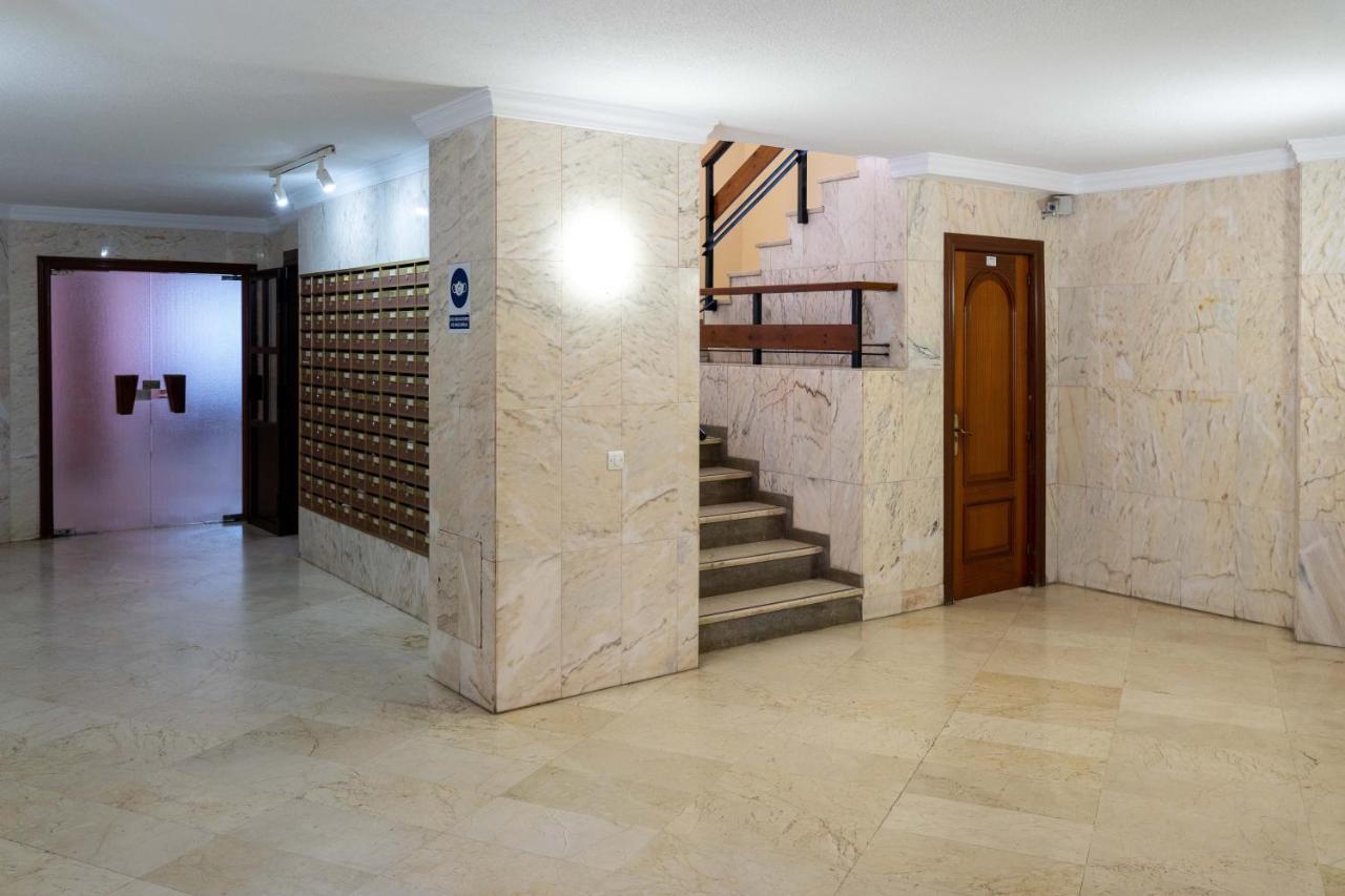 דירות Apartamento Benalmadena Puerto Marina מראה חיצוני תמונה