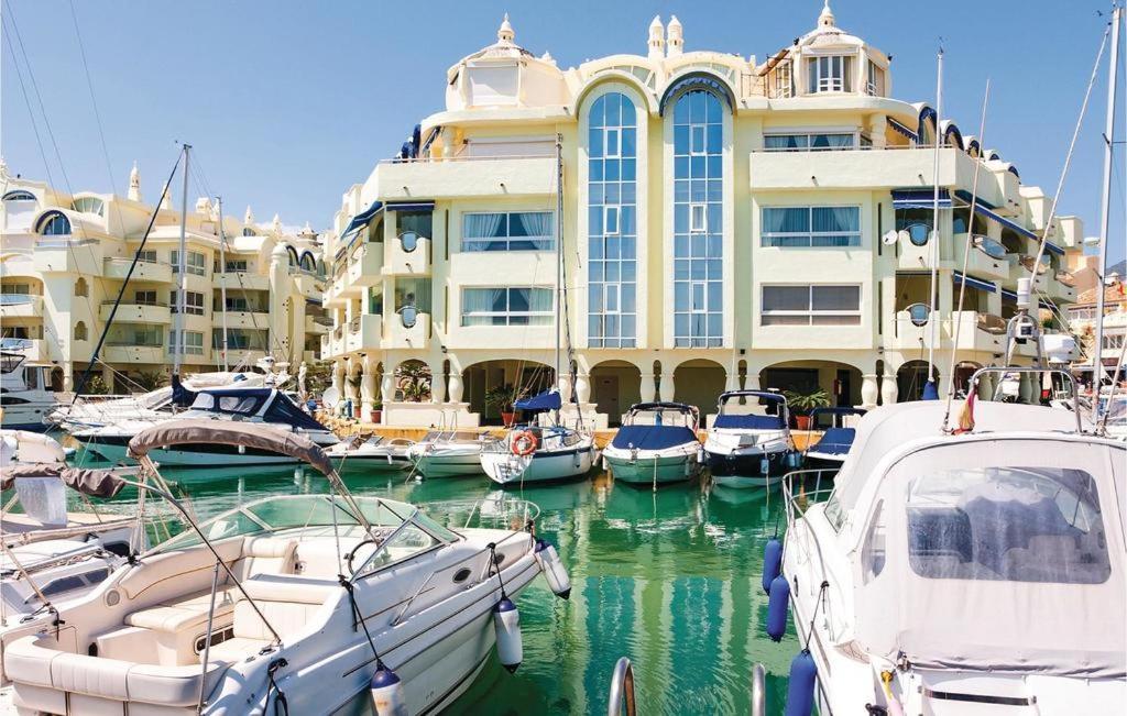 דירות Apartamento Benalmadena Puerto Marina מראה חיצוני תמונה